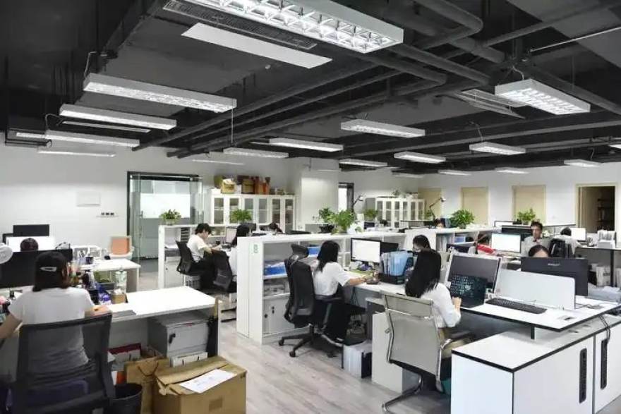球帝直播多端观看与客户端下载展示